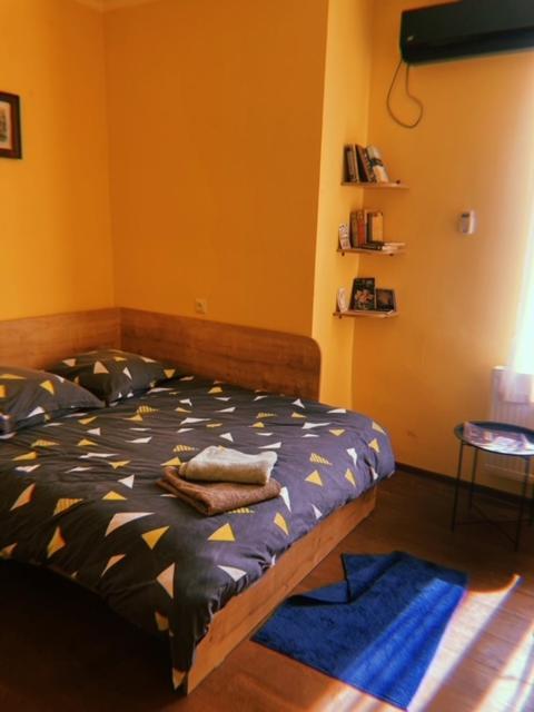 Home Away Home In Heart Of Tbilisi Eksteriør billede
